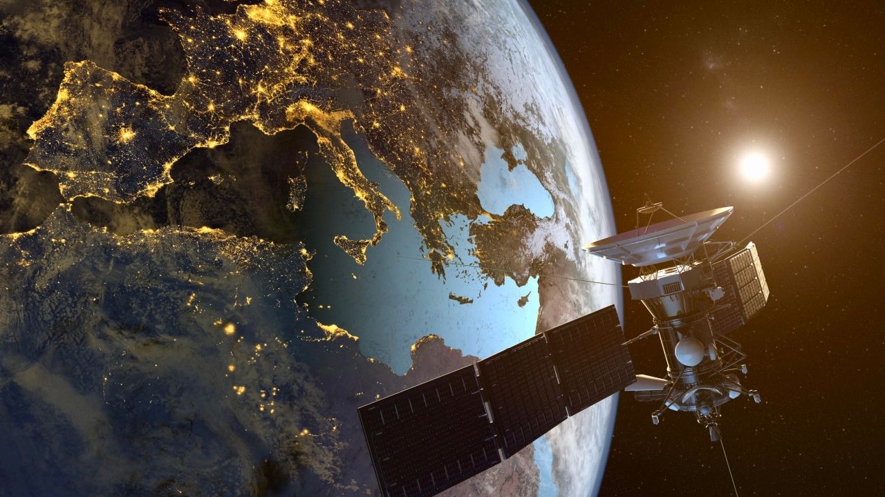 Kuveyt ilk uydusunu bugün uzaya fırlatacak