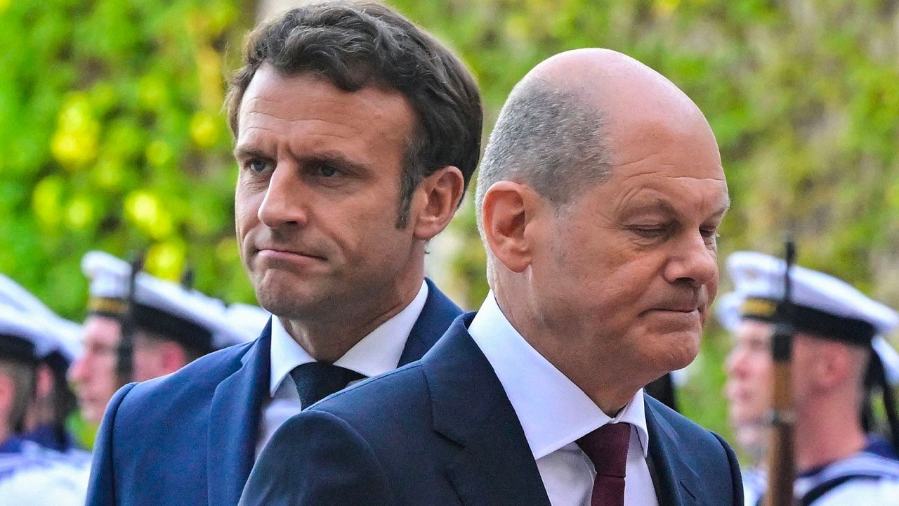 Macron ve Scholz'dan savunma sanayi kararı