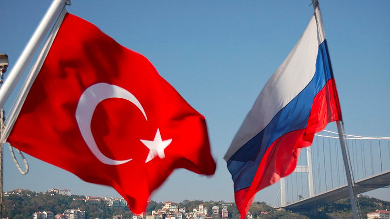 Rusya: Türkiye'ye 100 kişilik arama kurtarma ekibi göndermeye hazırız