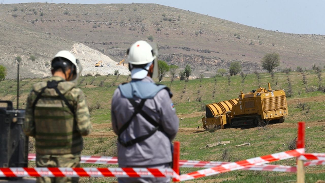 Azerbaycanlı mayın temizleme uzmanları MEMATT'tan memnun