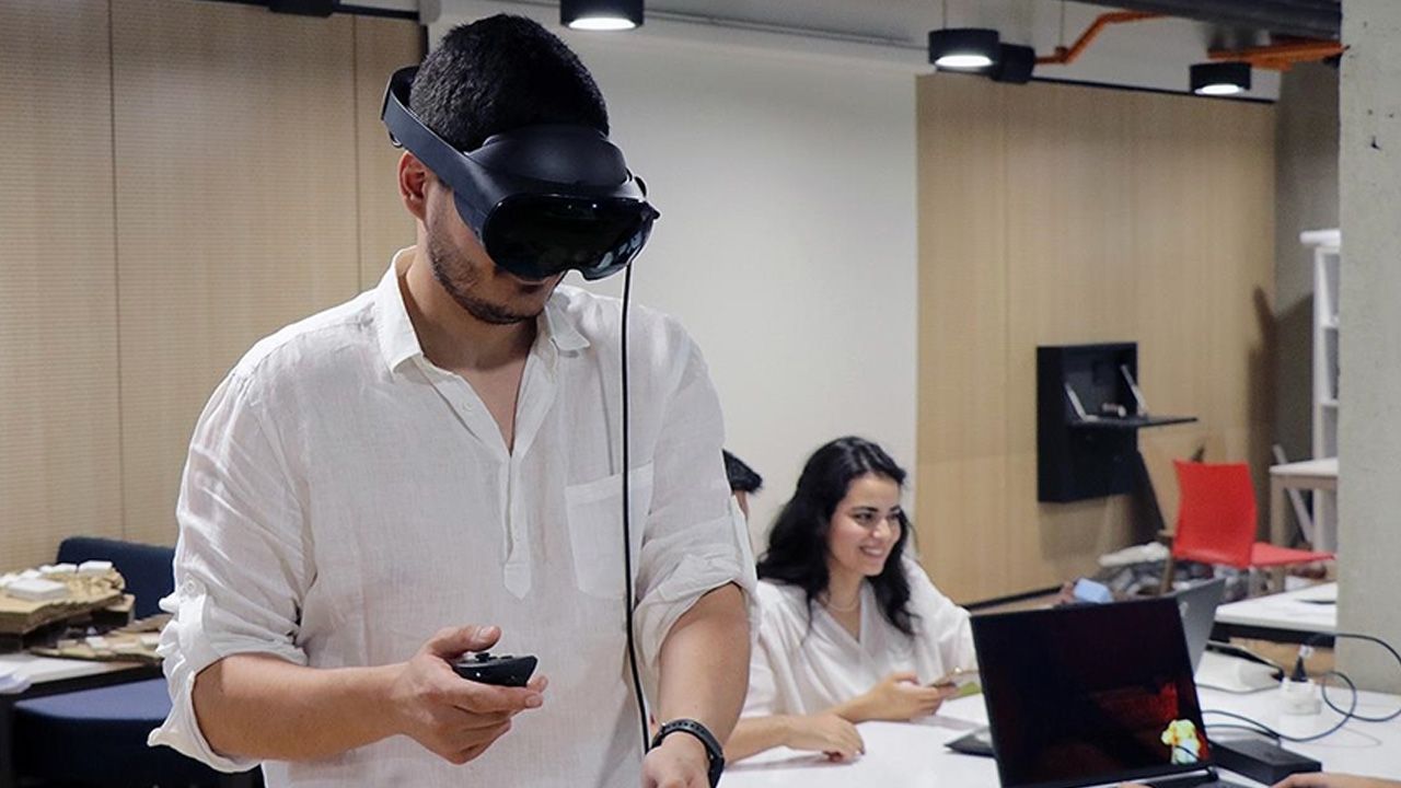 Anadolu'nun ilk uygulamalı tıp merkezi sanal gerçeklik gözlüğü ile gezilebilecek