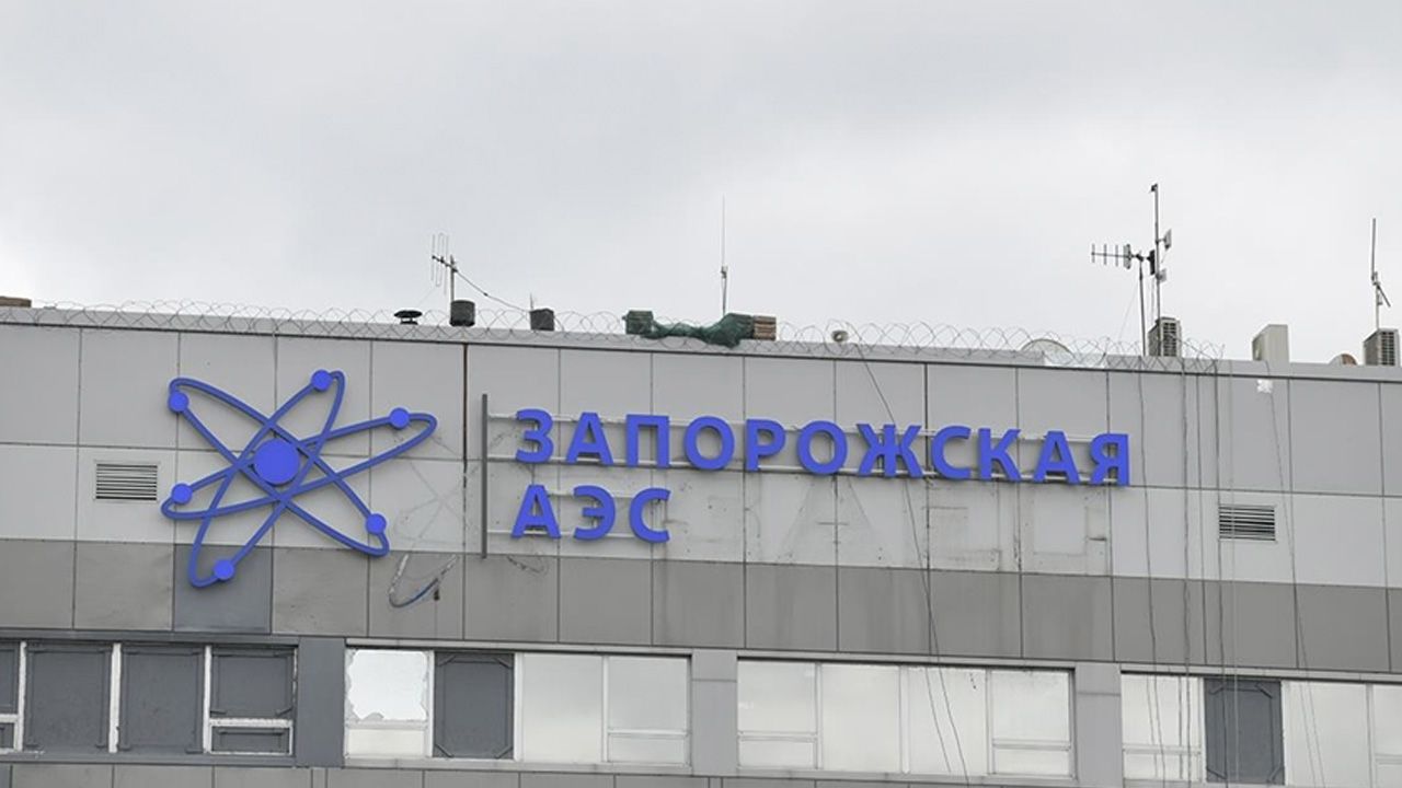 Zelenskiy: Rusya, Zaporijya Nükleer Santrali çatısına patlayıcıya benzer maddeler yerleştirdi