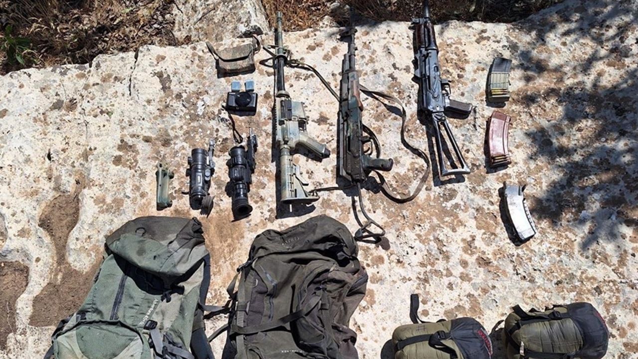 Pençe-Kilit Operasyonu bölgesinde teröristlere ait çok sayıda silah ve mühimmat ele geçirildi