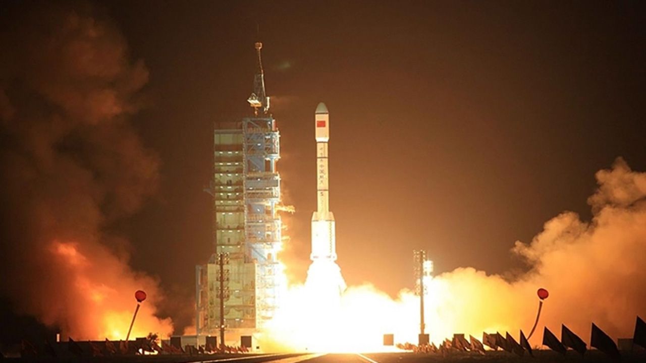 Çin "Yaogan-39" askeri istihbarat uydularını fırlattı