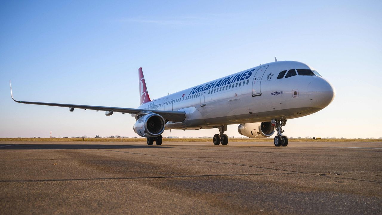 Türk Hava Yolları'ndan Airbus'a dev uçak siparişi