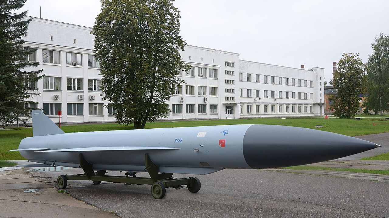 Ukrayna, Rus X-22 füzelerine karşı etkisiz kalıyor