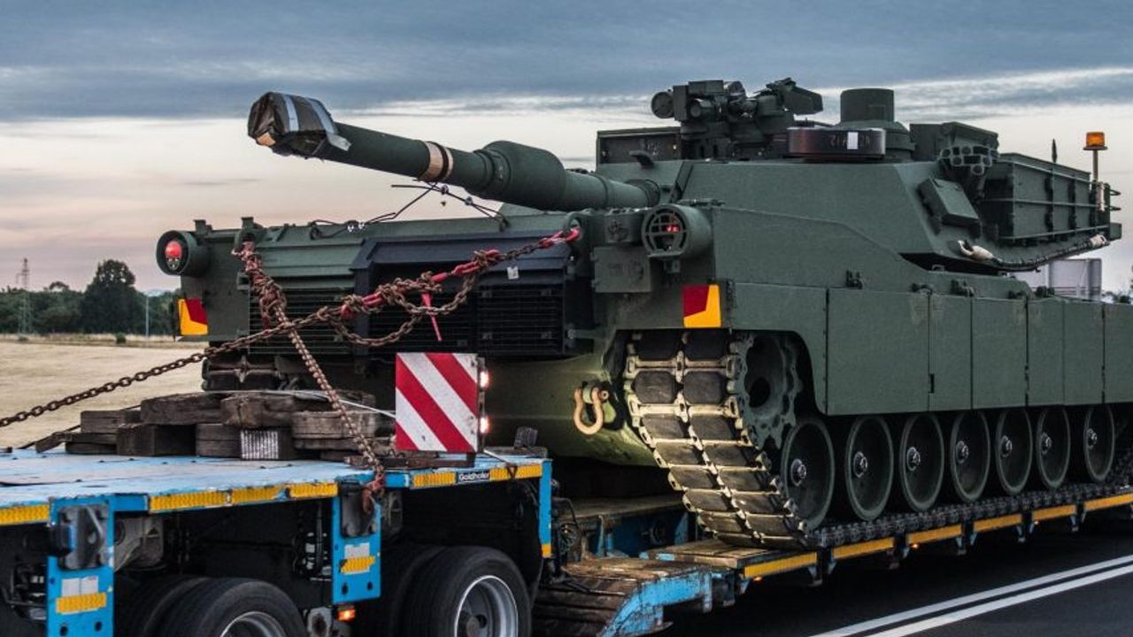 Polonya 29 adet M1A1 Abrams tankı teslim aldı