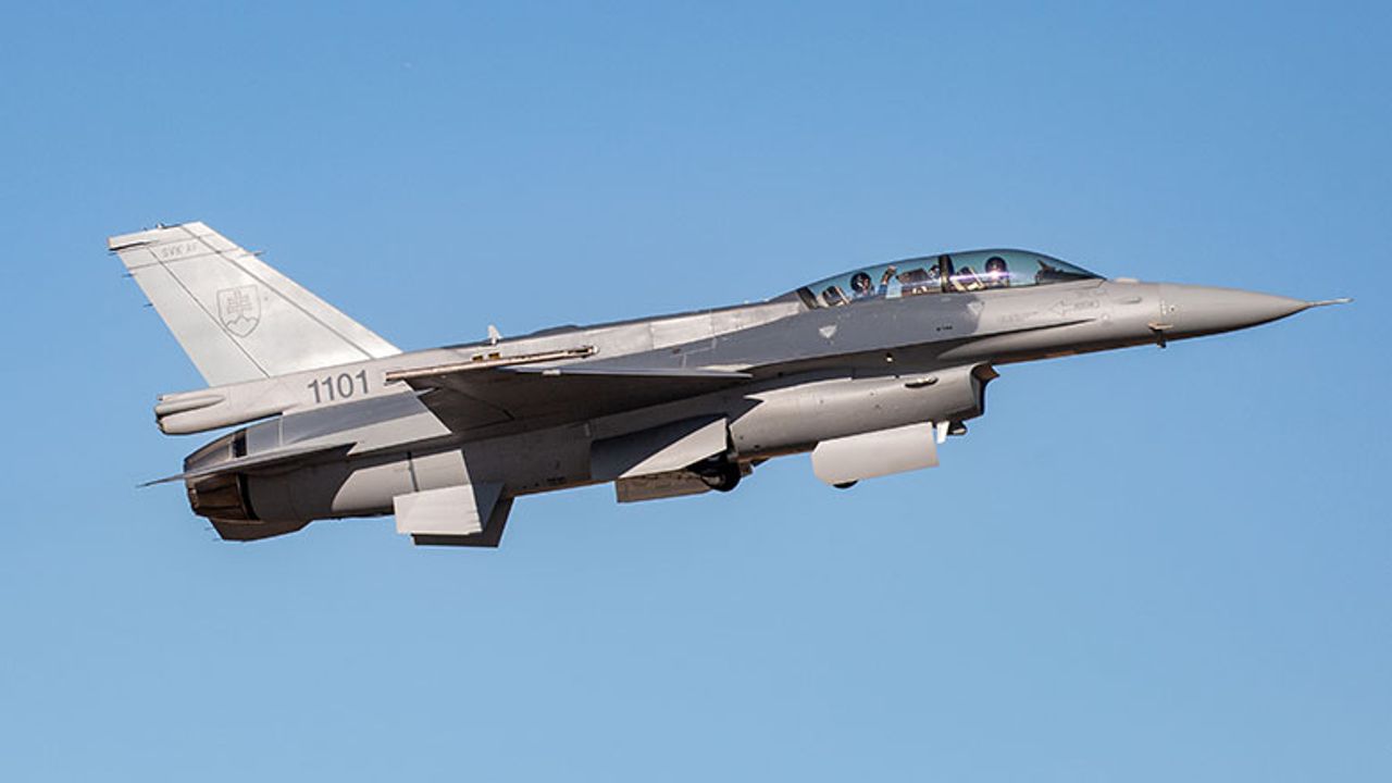 Slovakya, ilk F-16 Blok 70 jetlerini teslim aldı