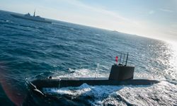 Deniz Kuvvetleri Komutanlığı'ndan denizaltı operasyonu tatbikatı paylaşımı