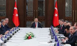 Cumhurbaşkanı Yardımcısı Oktay, MSB'nin düzenleme ihtiyaçlarına yönelik toplantıya başkanlık etti