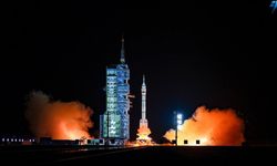 Çin 2030'a kadar Ay'a insan göndermeyi planlıyor