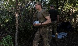İngiltere, Ukrayna'ya on binlerce top mermisi daha tedarik edecek