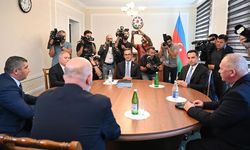 Azerbaycanlı yetkililer ile Karabağ'daki Ermenilerin temsilcileri bir araya geldi