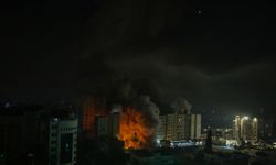 İsrail savaş uçakları, gece boyunca Gazze Şeridi'ni bombaladı