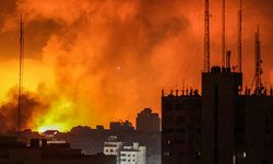 İsrail, Gazze'ye gece yarısı saldırısında Şifa ve Endonezya hastanelerinin çevresini hedef aldı