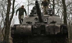 Ukrayna ve Rusya, tankları FPV'lerden korumak için yarışıyor
