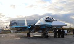 Rus kuvvetleri yeni Su-34 bombardıman uçaklarını teslim aldı