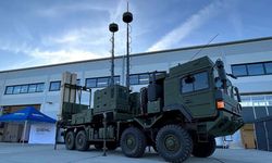 Almanya’dan Ukrayna’ya 10 IRIS-T fırlatıcı ve 500 füze içeren anlaşma