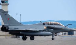 Hindistan, Pakistan’la çatışmada savaş uçağı kayıplarını doğrulad