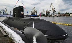Rus donanması, Yakutsk denizaltısını envantere ekledi