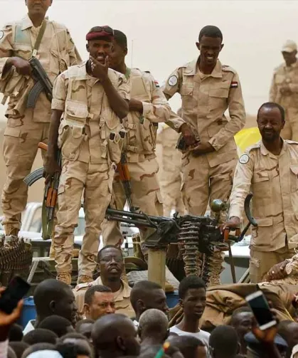 Sudan Ordusu Hartum'da ilerliyor ve sarayı hedef alıyor