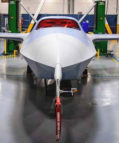 ABD’nin yeni nesil insansız savaş uçağı YFQ-42A ilk kez tanıtıldı