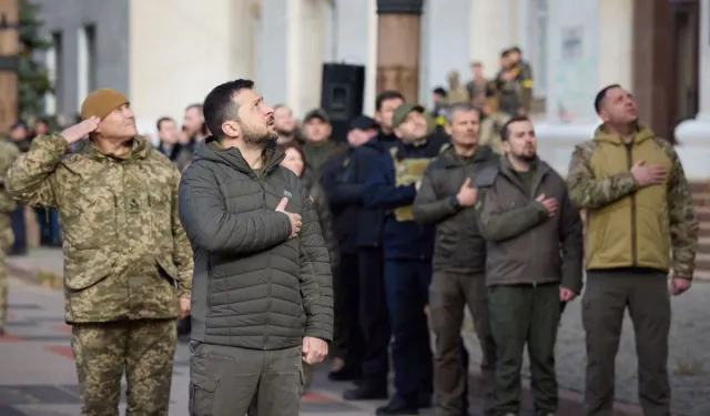 Zelenskiy: NATO'nun topraklarına füze fırlatılması ortak güvenliğe yönelik bir Rus saldırısıdır