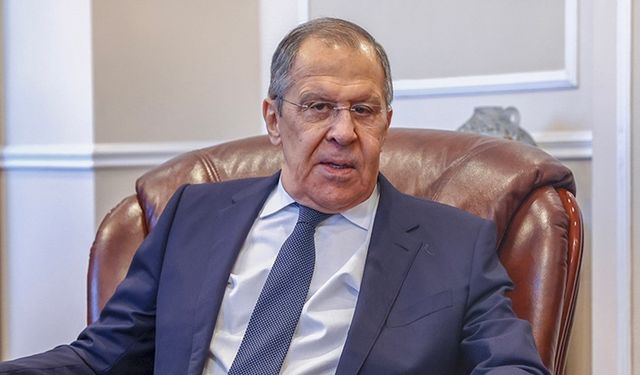 Lavrov: Yunanistan'ın S-300'leri hiç kimseye devretme hakkı yok