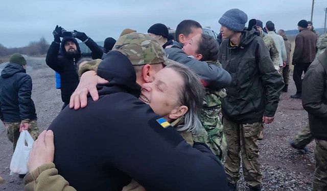 Ukrayna: Esir takasıyla 140 Ukraynalı serbest bırakıldı