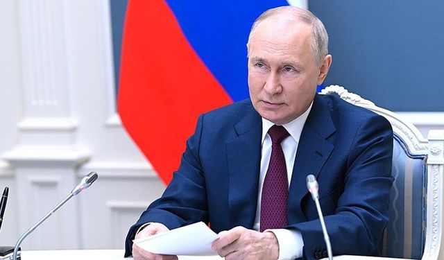 Putin: Rusya'ya karşı hibrit savaş yürütülüyor