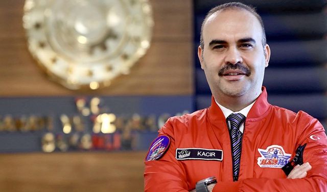 Bakan Kacır, dünyaca ünlü 70'i aşkın astronotun Türkiye'ye geleceğini bildirdi