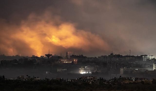 Hamas, İsrail'le çatışmalara insani ara verecek uzlaşının yarın 10.00'da başlayacağını duyurdu