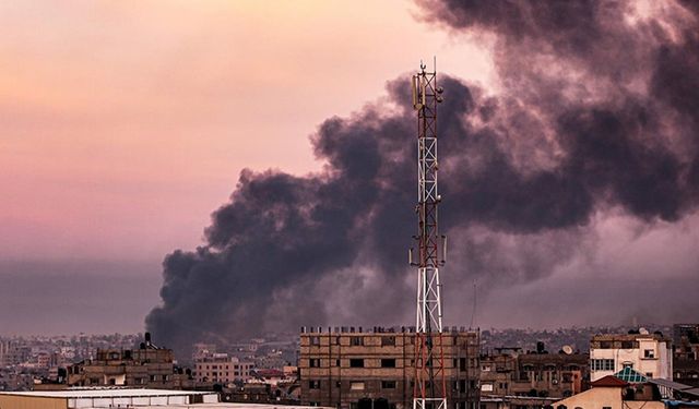 İsrail ordusu, Gazze'nin kuzeyinde BM'ye ait bir okula saldırı düzenledi