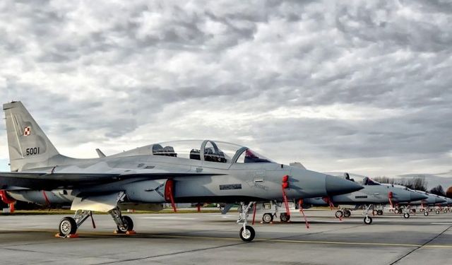 Polonya, FA-50 Fighting Eagle uçaklarını envanterine ekledi