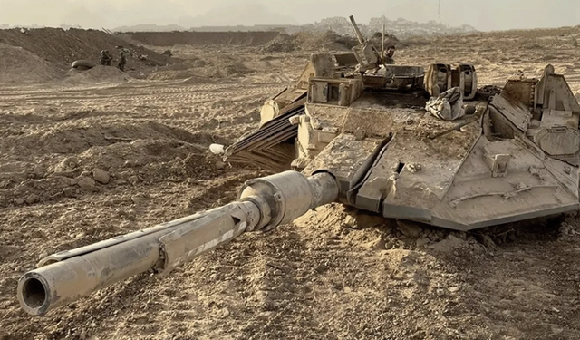 İsrail Merkava tankının son versiyonu Gazze'de imha edildi