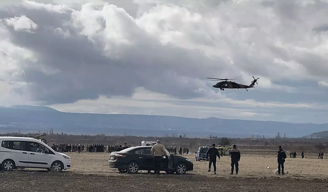 Isparta'da askeri helikopterin kaza kırıma uğraması sonucu 6 askerimiz şehit oldu