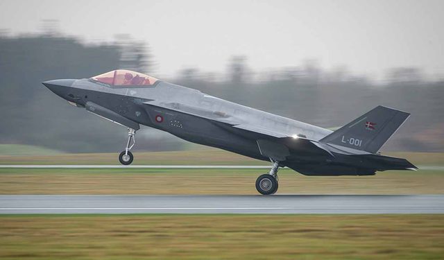 Danimarka, F-35 savaş uçaklarını ABD’de konuşlandırdı