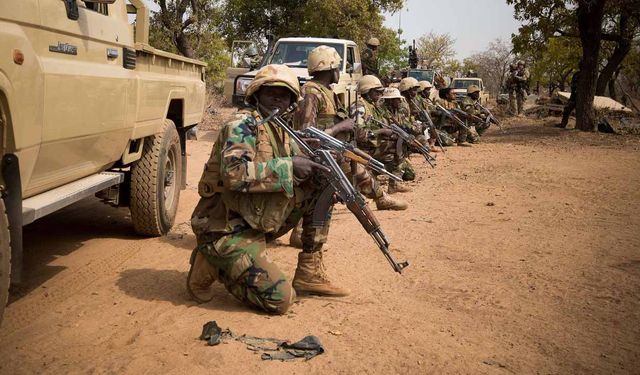 Nijer askerleri, Burkina Faso sınırında düzenlenen saldırıda hayatını kaybetti