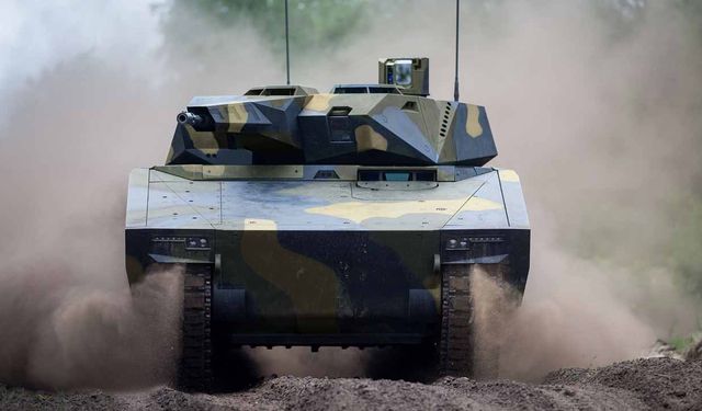 İtalya, KF41 Lynx zırhlı muharebe aracını test ediyor