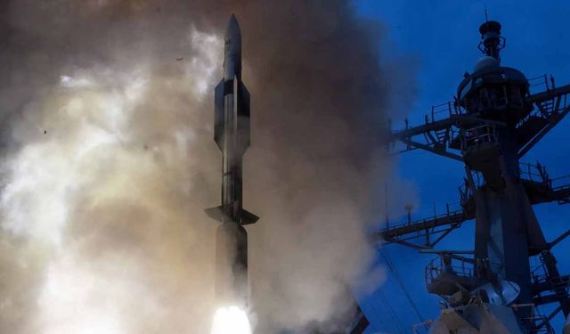 Raytheon, SM-6 füzeleri için sözleşme aldı