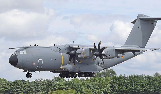 İspanya ve Fransa, A400M uçak siparişlerini azaltmayı planlıyor