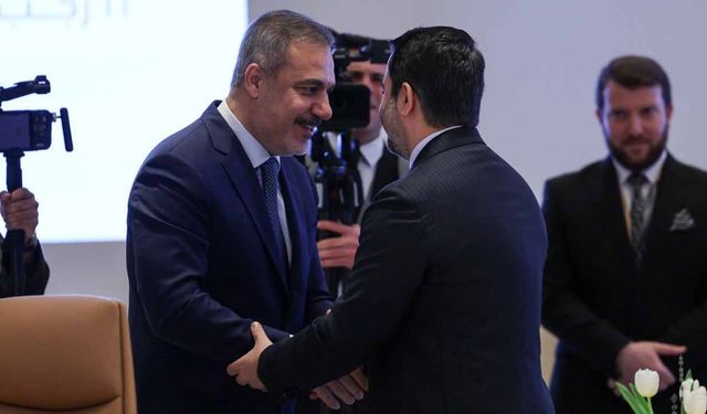 Hakan Fidan, Suriye Dışişleri Bakanı Esad Şeybani ile görüştü