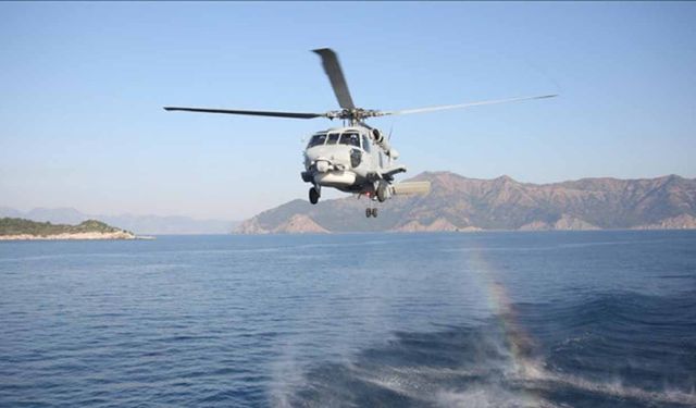 SH-70 helikopteri denize acil iniş yaptı