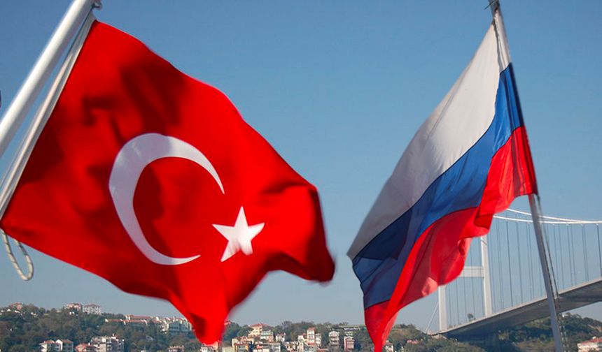 Rusya: Türkiye'ye 100 kişilik arama kurtarma ekibi göndermeye hazırız