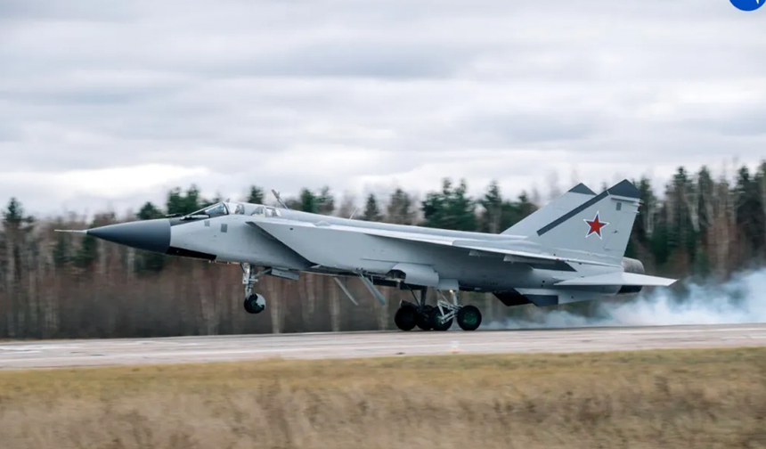 Rus ordusu yenilenmiş MiG-31BM jetlerini teslim aldı