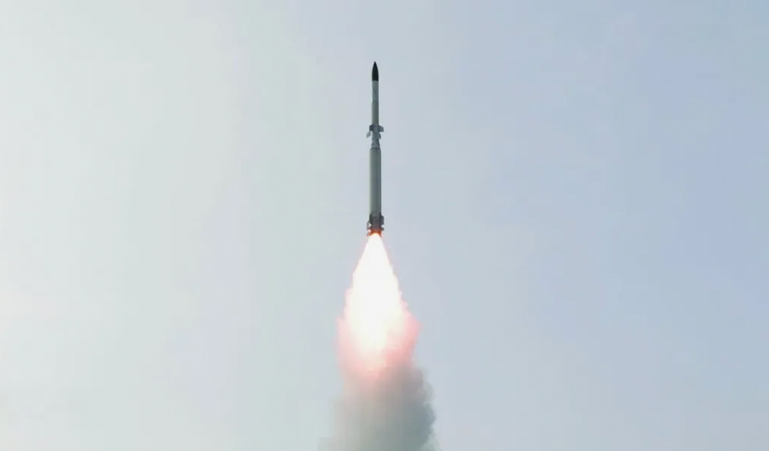 Hindistan balistik füze önleme aracını başarıyla test etti