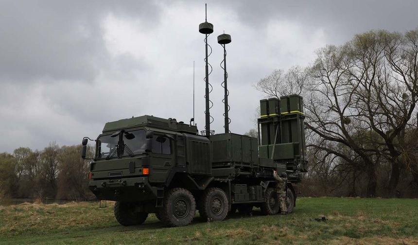 Almanya’dan Ukrayna’ya 2,2 milyar euroluk IRIS-T hava savunma anlaşması