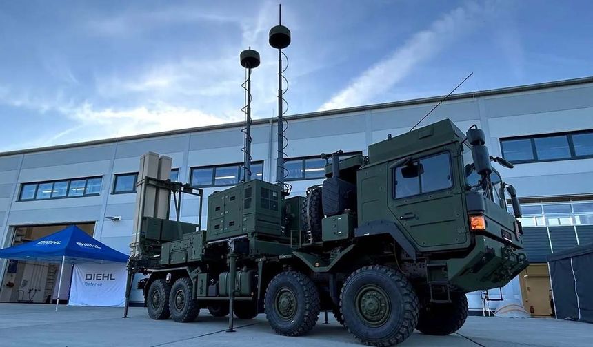 Almanya’dan Ukrayna’ya 10 IRIS-T fırlatıcı ve 500 füze içeren anlaşma
