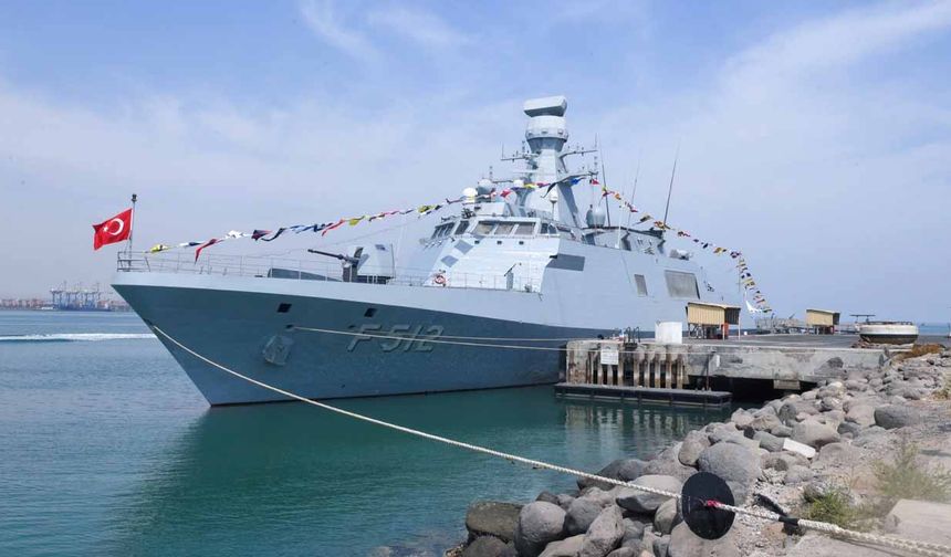 TCG BÜYÜKADA, Umman’ın ardından Pakistan’da