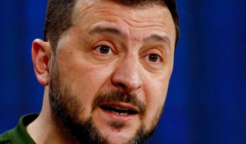 Zelenski’den 9 Mayıs Zafer Günü geçit töreni için Moskova’ya saldırı tehdidi